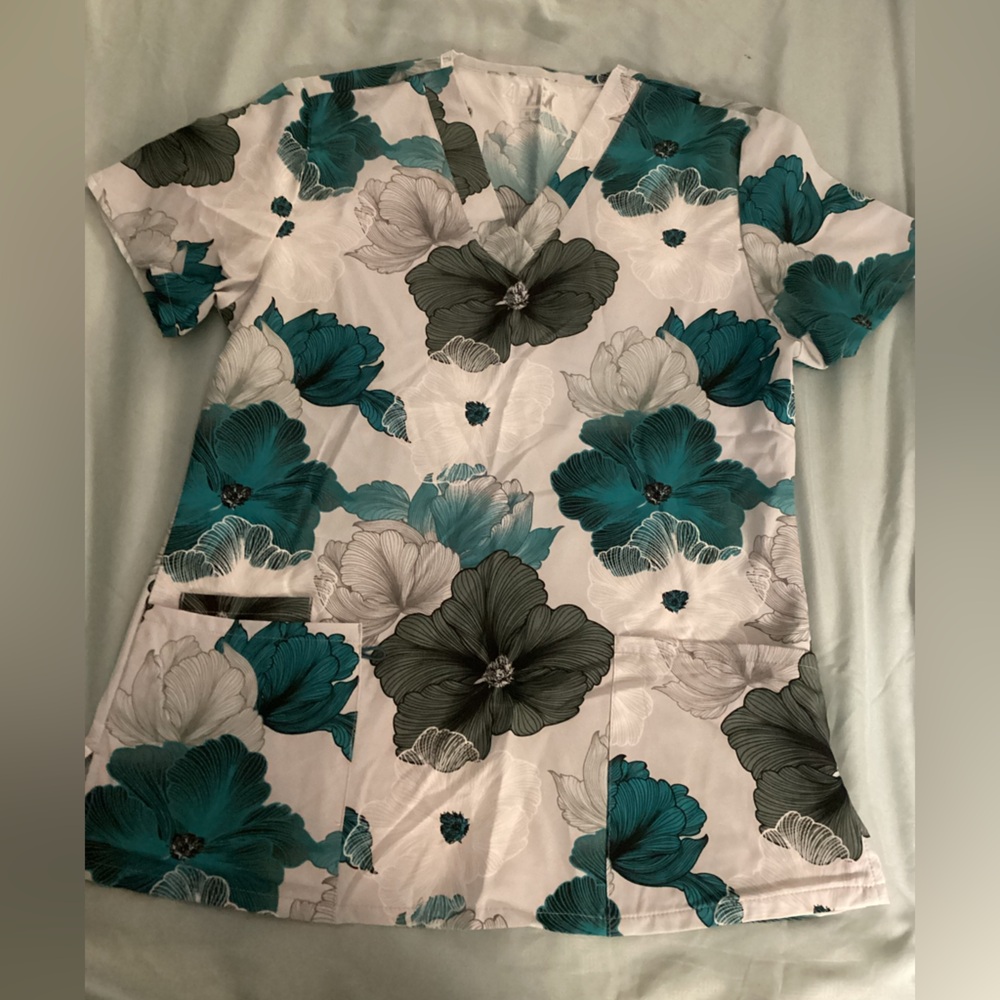 Womens V-Neck Scrub Top